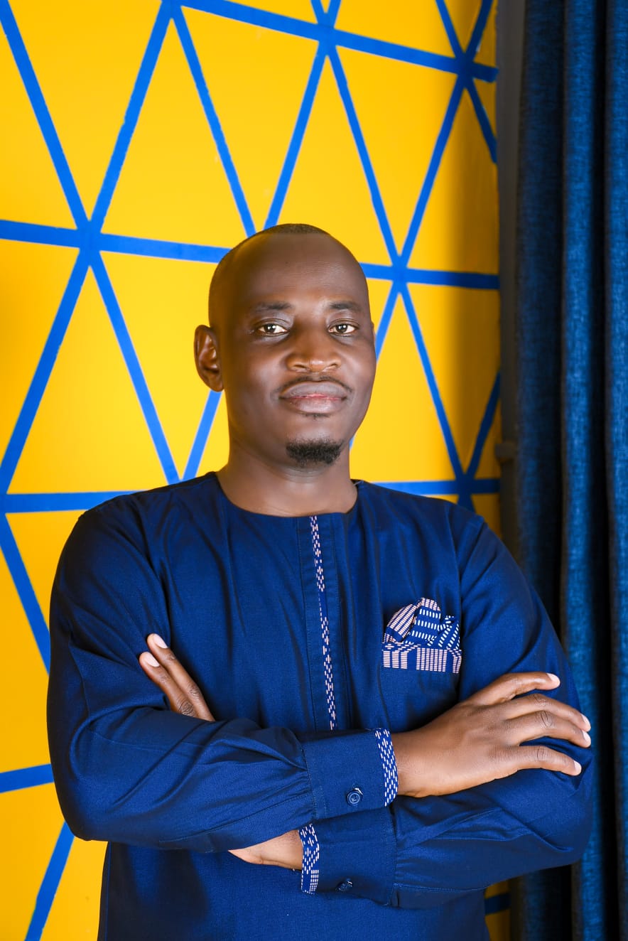Dr. Daniel Omoro Achach